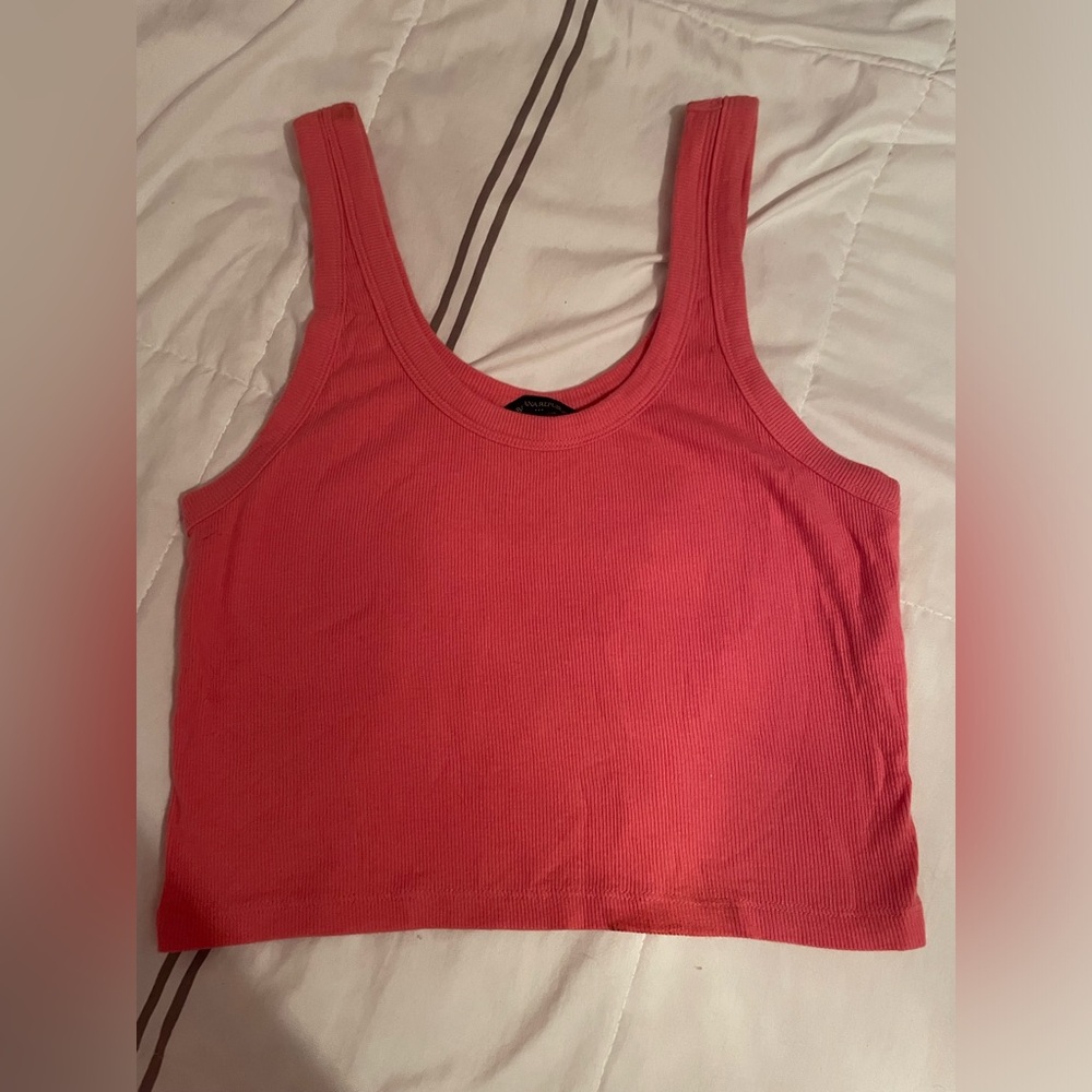 Banana Republic cropped tank top
